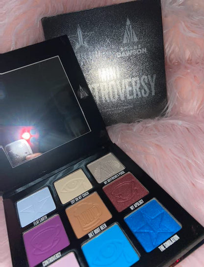 Bundle of 3 Mini Eyeshadow Palettes Star Ranch, Weirdo & Mini Controversy + The Gloss Let Me Be Perfectly Clear + Free Gift